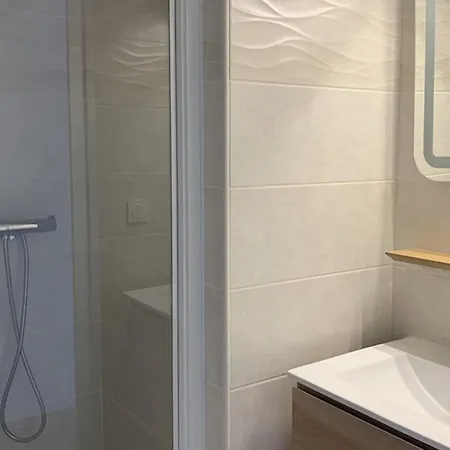 T2 : A 50m De La Plage, Proche Du Port, Jardinet Privatif, Ideal Familles - Fr-1-335-202 Apartment